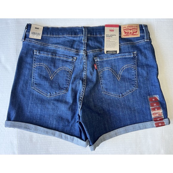 Levi's Shorts Woman's SZ 32 Mid Length Mid Rise Stretch Dark Denim Hypersoft - Picture 4 of 5